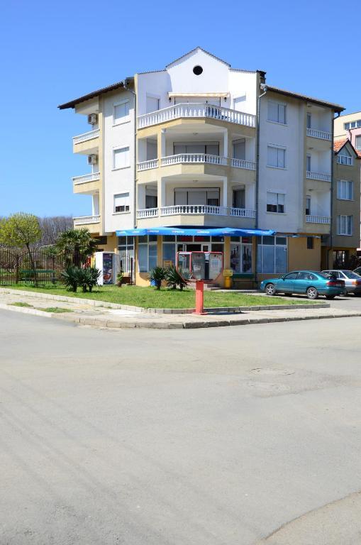 צרבו Kirovi House - Guest Rooms מראה חיצוני תמונה