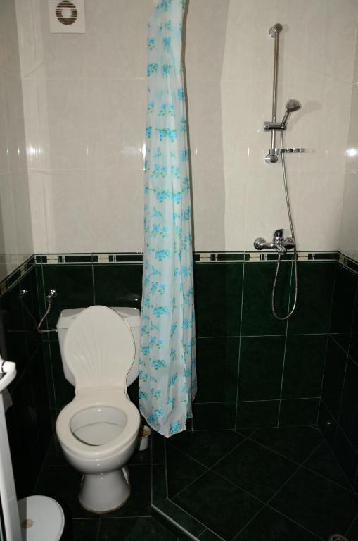 צרבו Kirovi House - Guest Rooms מראה חיצוני תמונה