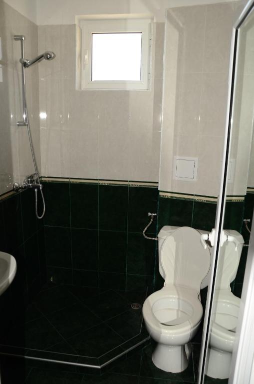 צרבו Kirovi House - Guest Rooms מראה חיצוני תמונה